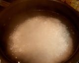 A picture of step 1 of Chinese Conjee (A Healthy Rice Porridge option).
