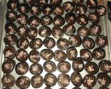 Foto langkah ke 4 dari resep Egg Drop Cokelat.