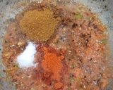 A picture of step 2 of Butter cheese pav bhaji.