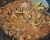 Foto langkah ke 4 dari resep Kerang Hijau Kupas dan Udang Saus Padang.