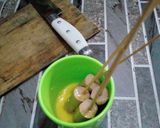 Foto langkah ke 4 dari resep Sote goreng (sosis telur goreng).
