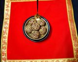 A picture of step 4 of Sugar Free dryfruit ladoo.