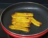 Foto langkah ke 1 dari resep Pisang coklat balut roti pandan.