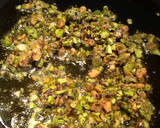 Foto del paso 9 de la receta: Lomos de merluza en all i pebre de pistachos y almendras