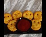 पोटॅटो स्माइलीस.😃😃 (Potato Smiles Recipe In Marathi) रेसिपी स्टेप 5 फोटो 