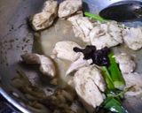 Foto langkah ke 4 dari resep Asem-asem Ayam Labu Siam.