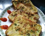 A picture of step 4 of Egg Toast.