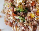รูปขั้นตอนการทำที่ 3 ของ ข้าวผัดรวมผักอกไก่สับ