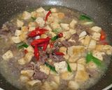 Foto langkah ke 4 dari resep Tumis Tauge, Beef Shortplate & Tahu.