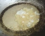 A picture of step 2 of Prawns angara karahi.