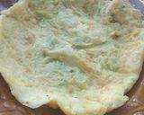 Foto langkah ke 3 dari resep Telur Dadar Daun Bawang.