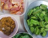 A picture of step 1 of Thai Green Curry Chicken Stir-Fry.