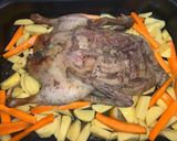Mézes naranccsal és almával töltött kacsa recept fázis 4 fotója