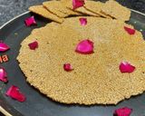 તલની ચીક્કી (Til Chikki Recipe In Gujarati) રેસીપી સ્ટેપ4ફોટો