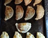 Foto del paso 13 de la receta: Empanadas de Carne Tradicionales