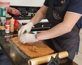 Foto del paso 2 de la receta: Tradicional Rollo de Carne que Despierta los Sentidos 🫠