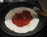 Foto del paso 4 de la receta Tortellinis rellenos con salsa de tomate, nata y bacon