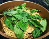 สปาเกตตี้พริกแห้งเบค่อน เส้นแบบอัลเดนเต้ วิธีทำสูตร 3 รูป