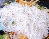 Hình bước làm 5 của món 🌱 Mì Chũ Xào Rau Củ Chay (Vegan)