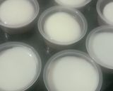 Foto langkah ke 4 dari resep Puding sutra coklat susu uht with vla vanila.