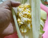 Foto langkah ke 4 dari resep Lepet Jagung Manis dan Gurih.
