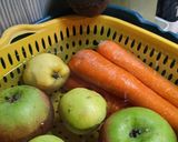 Foto langkah ke 1 dari resep Jus ABC Apple Bit Carrot.