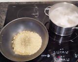 Foto del paso 2 de la receta: Macarrones con Soja texturizada a la mostaza (Trampantojo macarrones a la carbonara)