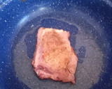 Foto del paso 7 de la receta: Chuletas de cerdo con salsa bechamel