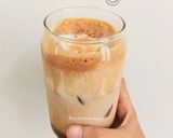 Foto langkah ke 3 dari resep Sea Salt Latte.