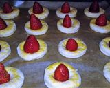 Eper csók fánk 🍓 recept fázis 3 fotója