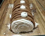 A picture of step 18 of Chestnut and cognac Yule log (buche Mont-Blanc).