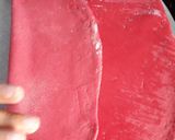 A picture of step 2 of Beetroot palak Choor Choor paratha.