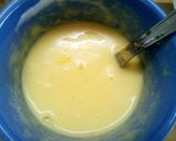 Csirkemell sajtos, gombás bundában recept fázis 2 fotója
