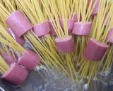 صورة لخطوة 1 من وصفة معكرونه هوت دوغ بالصوص الابيض 😋😋😋😋