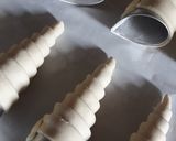 Foto langkah ke 5 dari resep 🥐 Cream Horn 🥐.