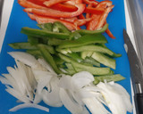 Foto del paso 1 de la receta: Pollo con verduras al teriyaki