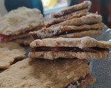 Foto del paso 4 de la receta: Alfajorcitos integrales de Dulce de leche y Membrillo 🌈🌺