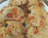 Foto del paso 3 de la receta: Pancitos Tipo Chipá con  Nueces y Pasas de Uva🧉🧉