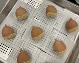 A picture of step 6 of Chestnut Steamed Buns.
