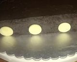 A picture of step 7 of Chocolate box cake.