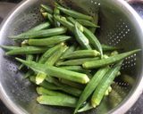 A picture of step 1 of Masala bhindi.
