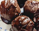 صورة لخطوة 1 من وصفة كرات جوز الهند بالشوكولاته 🍫🥥