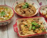 Hình bước làm 5 của món Cơm nhà với sắc màu tươi sáng