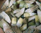 Foto del paso 1 de la receta: Estofado de alcachofas