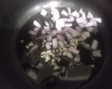 A picture of step 3 of Tomato cream soup.
