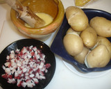 Foto del paso 4 de la receta: Patatas rellenas de pulpo gratinadas con all i oli