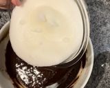 Foto langkah ke 7 dari resep So Moist Chocolate Muffins.