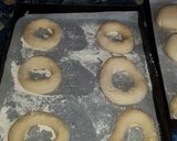 Foto del passaggio 1 della ricetta Ciambelle