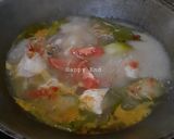 Foto langkah ke 4 dari resep Ayam Kesrut khas Banyuwangi / Ayam Uyah Asem.