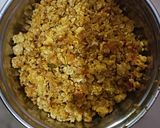 A picture of step 2 of Egg bhurji.
